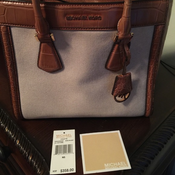 AUTHENTIC Micheal Kors LG SATCHEL - Picture 4 of 5