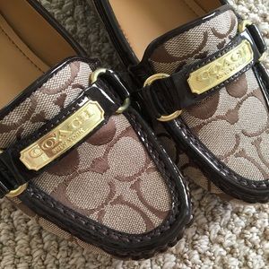 Coach Signature Print loafers gold accents size6.5 Coach Signature Print loafers gold accents size6.5