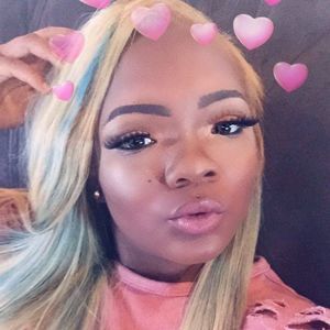 Meet your Posher, Lasha