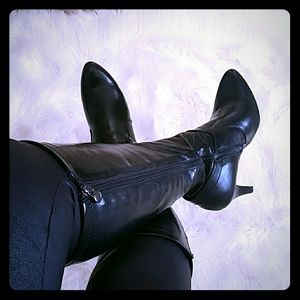 Dana Buchman (Kohl's) black knee boots 9.5
