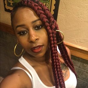 Meet your Posher, Cierra