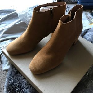 Brand new tan Madewell booties BNWT size 8