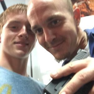 Meet your Posher, Dustin