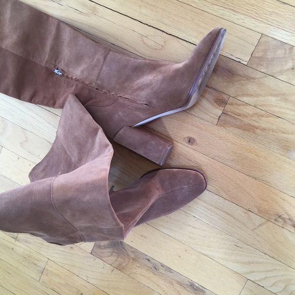 Zara Shoes - SUEDE BROWN ZARA BOOTS SIZE 41 fits more like a 10 Zara Shoes - SUEDE BROWN ZARA BOOTS SIZE 41 fits more like a 10