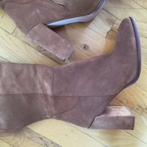 Zara Shoes - SUEDE BROWN ZARA BOOTS SIZE 41 fits more like a 10 Zara Shoes - SUEDE BROWN ZARA BOOTS SIZE 41 fits more like a 10