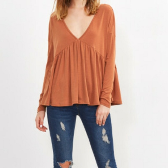 Deleting today !-The ASHLEY Open Back Babydoll Top - Picture 3 of 4