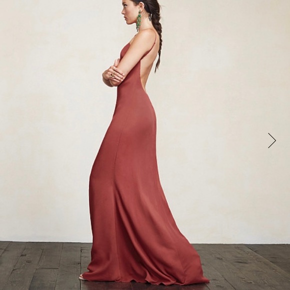 SOLD ON TRADESY 🚫 Reformation Fleur Dress - Picture 5 of 7