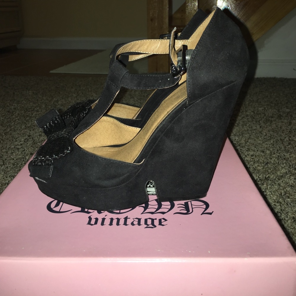 Crown Vintage Suede platform wedges in black