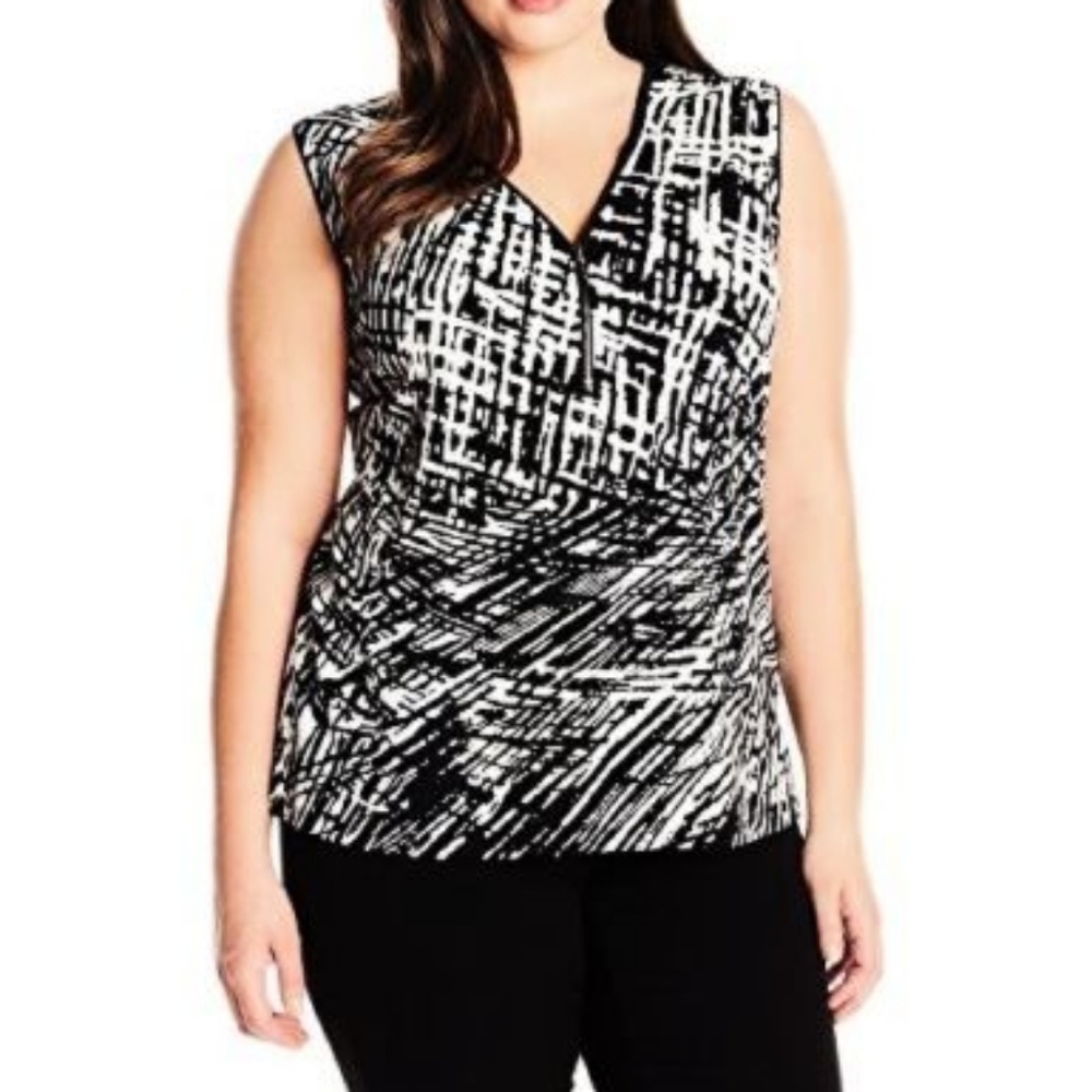 NINE WEST-  Sleeveless black and white top