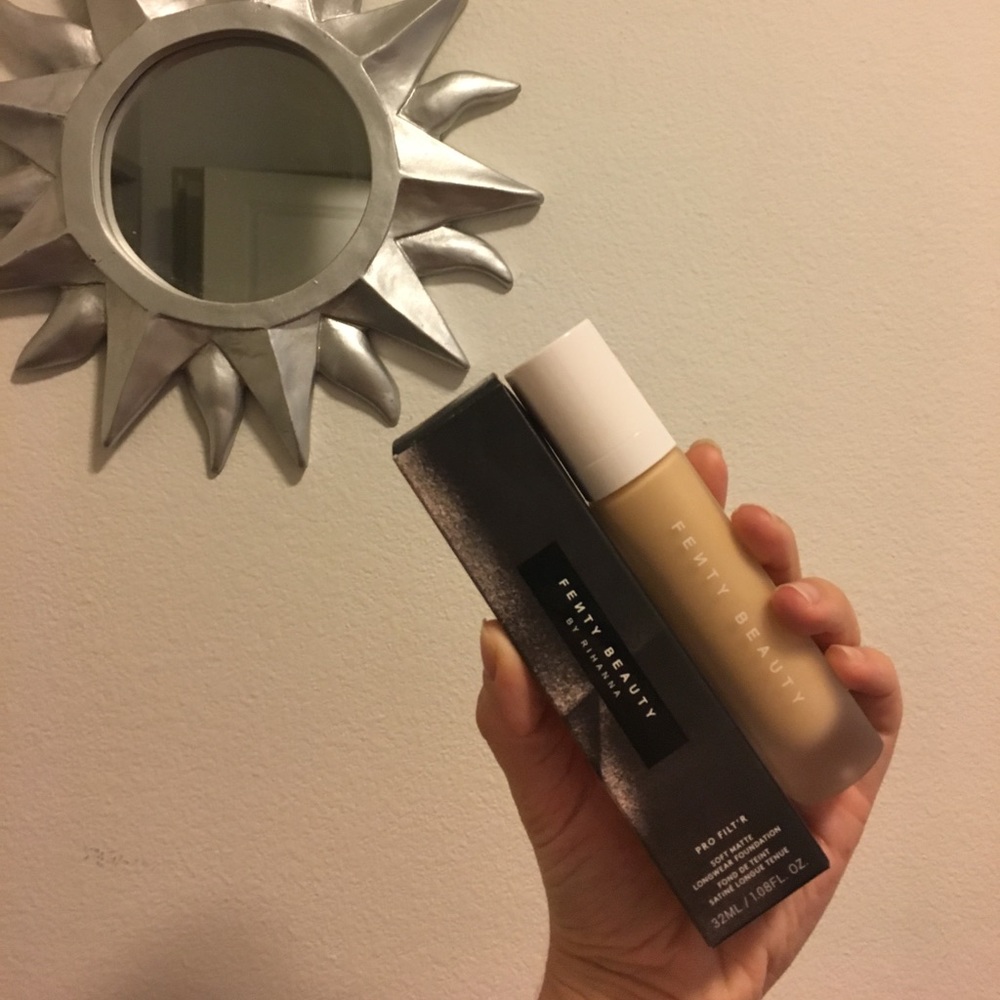 Fenty Beauty Rihanna Foundation 180