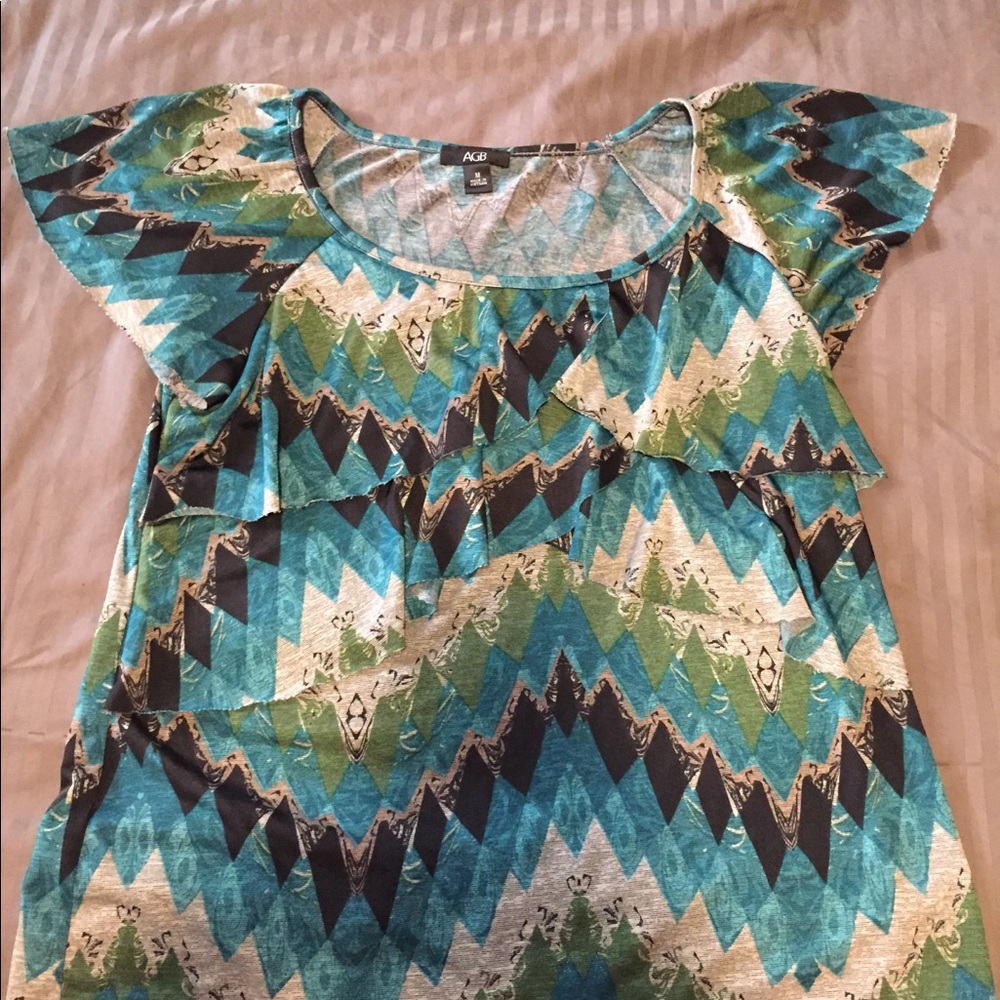 Turquoise, green & black shirts with layers! M.