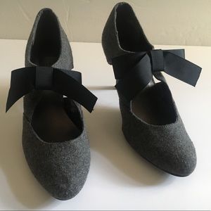 Impo Gray Heels with bow