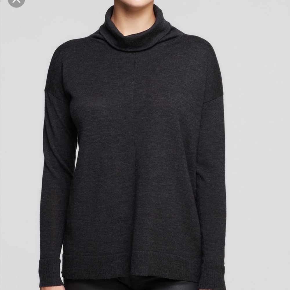 Eileen Fisher Merino Wool Turtle Neck Sweater M