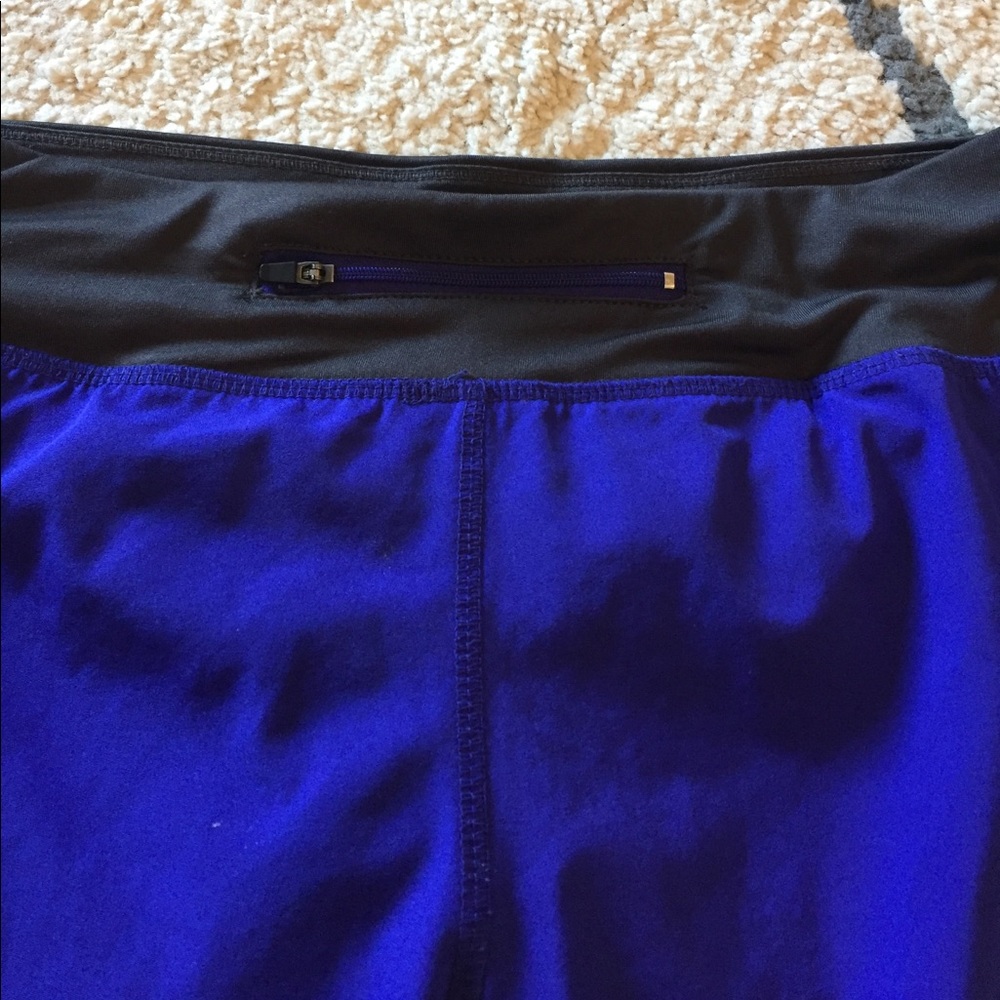 Running shorts - Picture 2 of 2