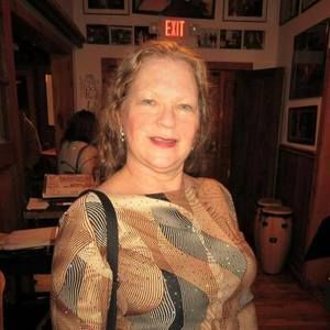 Meet your Posher, Laurie