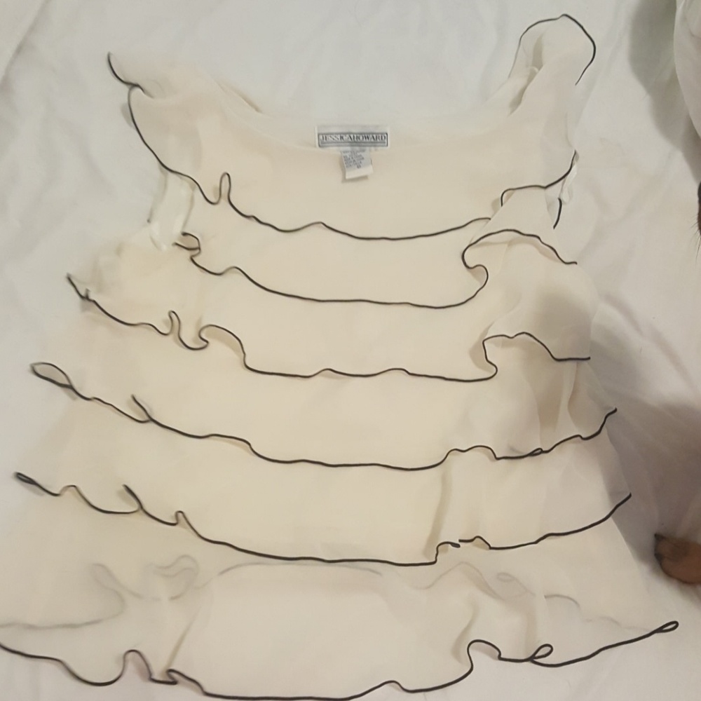Jessica howard ivory ruffle top