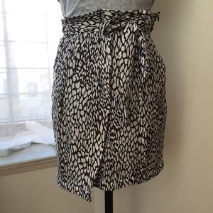 Zara Skirts - Zara Faux wrap printed skirt size 6/Medium Zara Skirts - Zara Faux wrap printed skirt size 6/Medium