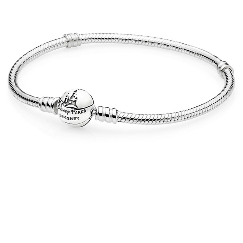 Brand New!! PANDORA 7.1 Disney Bracelet Castle