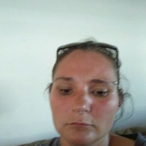 Meet your Posher, Casandra