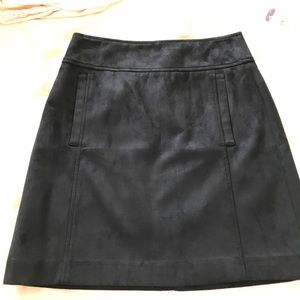 loft    navy suede skirt