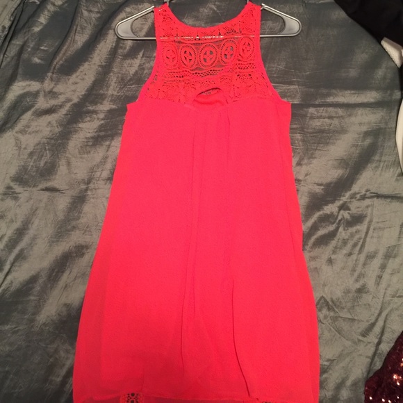 Dress with key hole back opening - Picture 4 of 4