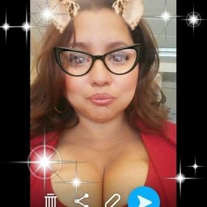 Meet your Posher, Nora