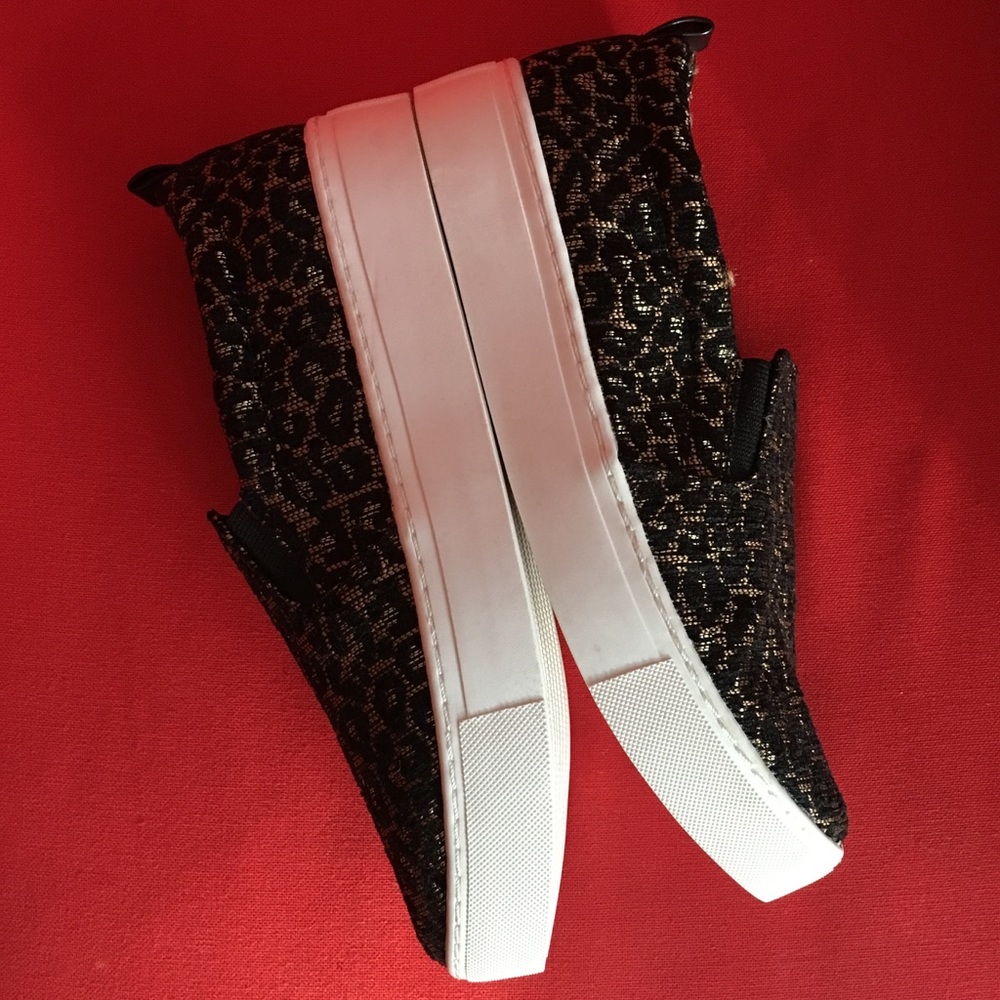 🛑 SOLD 🛑 💞 MANGO Leopard Print Sneakers - Picture 6 of 8