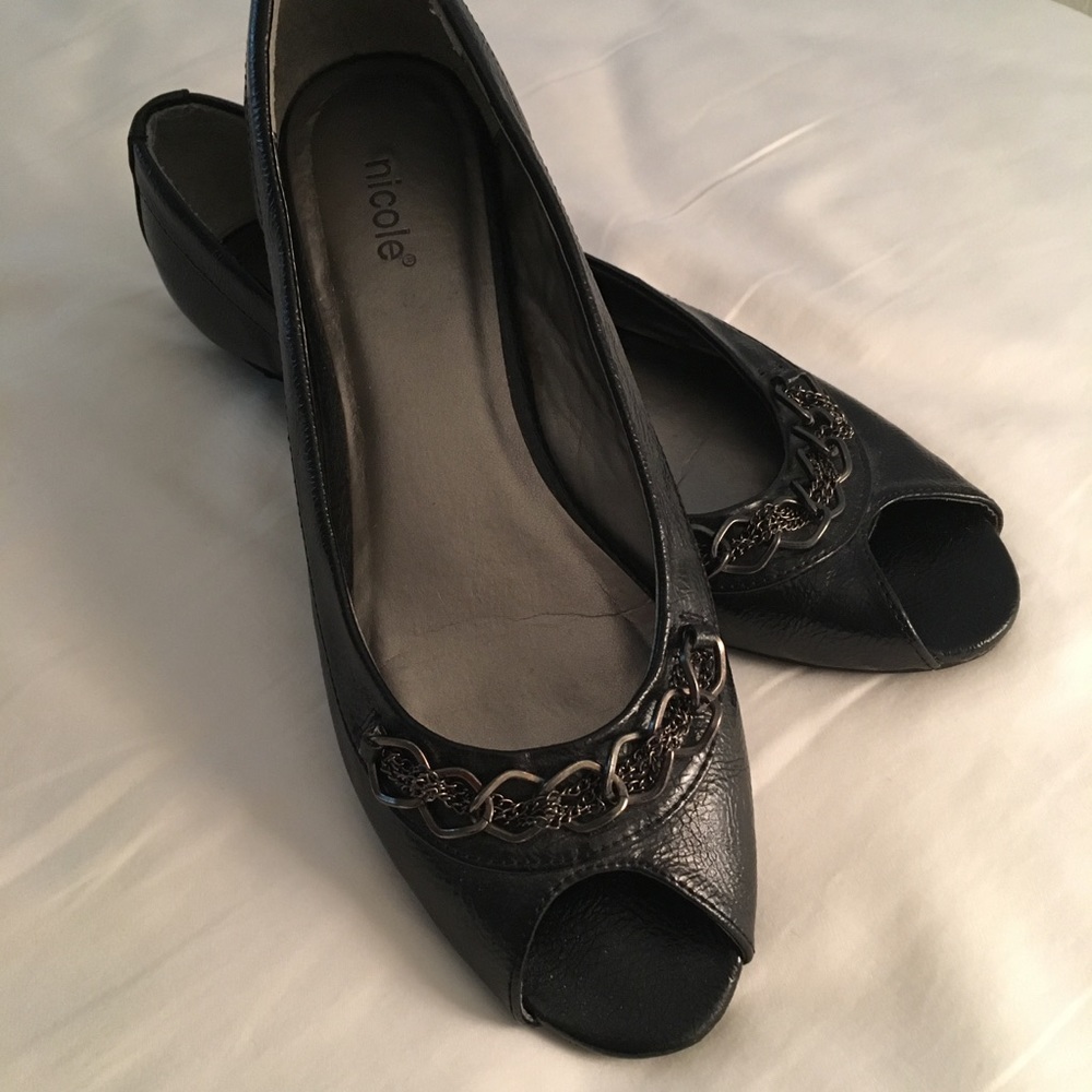 Peep toe black flats