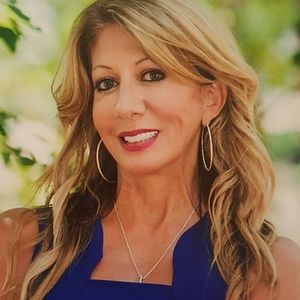 Meet your Posher, Noell