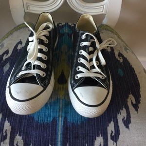 Converse. Black women's low tops