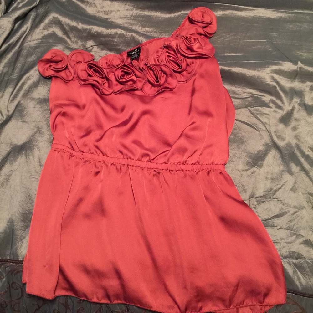 Off The Shoulder Top - image 1