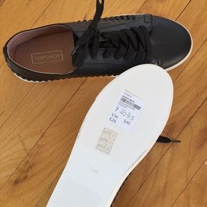 Topshop Shoes - Brand New Topshop sneakers Size 9.5 Topshop Shoes - Brand New Topshop sneakers Size 9.5