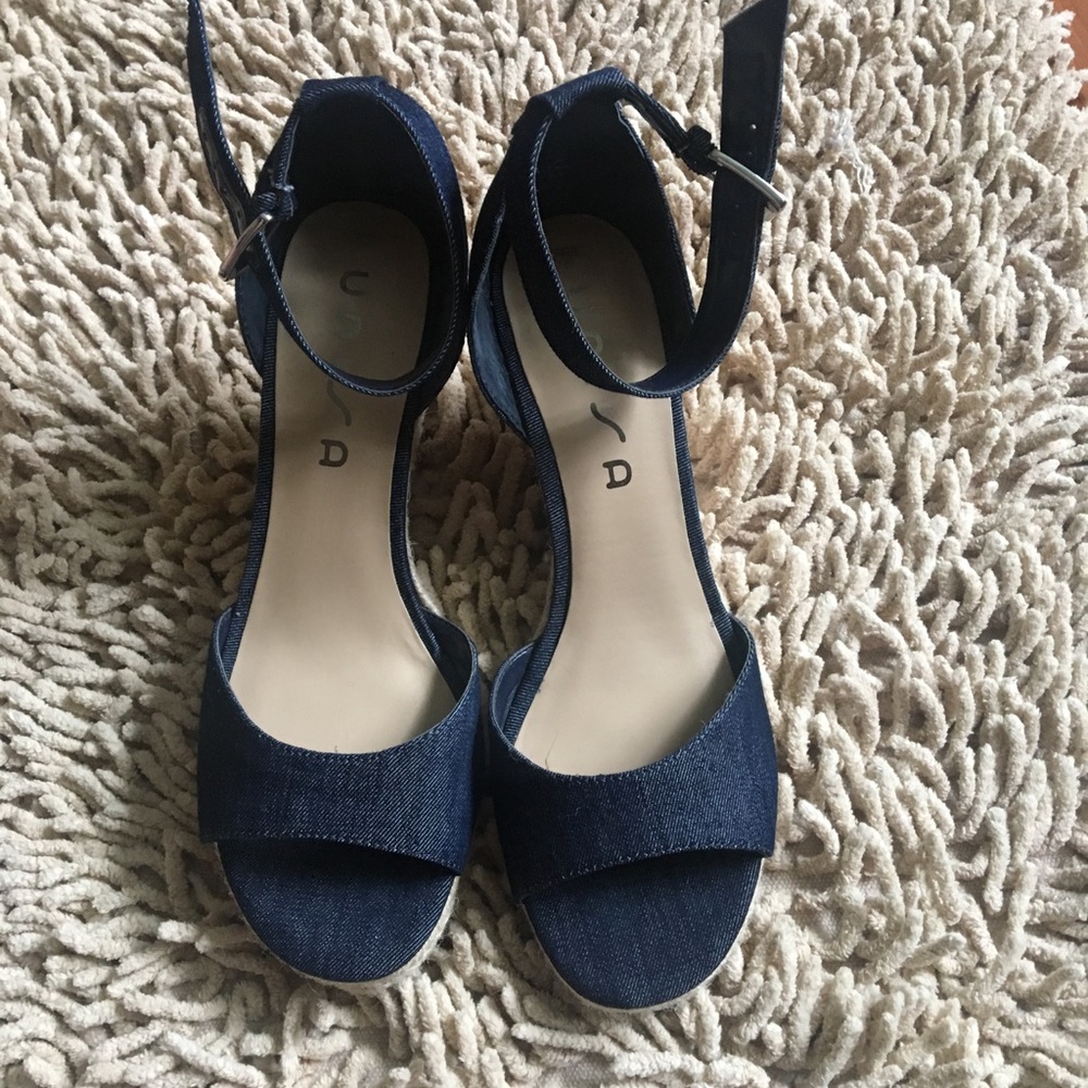 Open toe wedge espadrilles