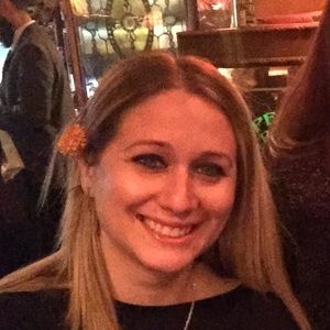 Meet your Posher, Carrie