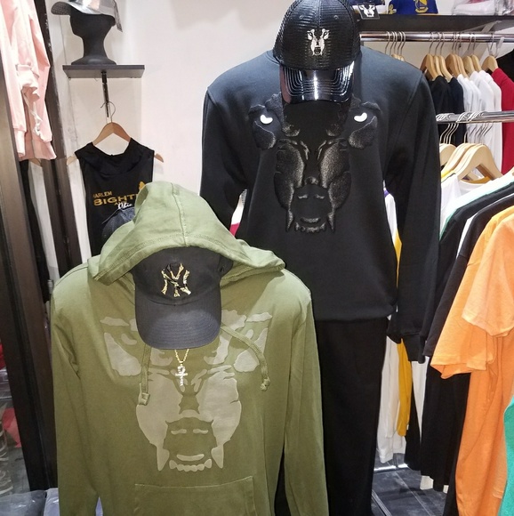 WolfStyle Clothing - Picture 1 of 1