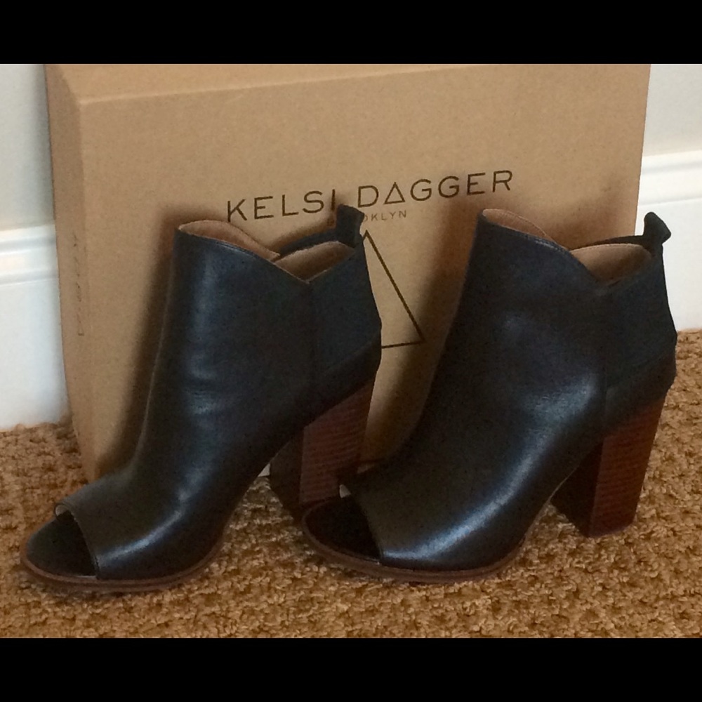 NEW Kelsi Dagger Brooklyn women's Gemma bootie 6.5