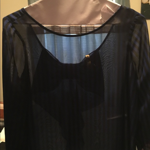 Black and royal blue top with bow - Picture 3 of 5