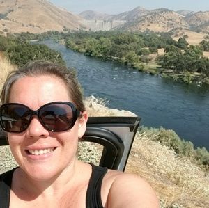 Meet your Posher, Misty