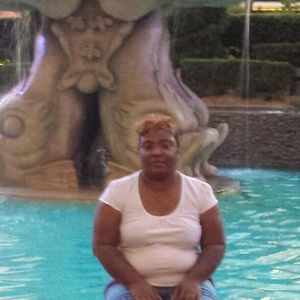 Meet your Posher, Latasha