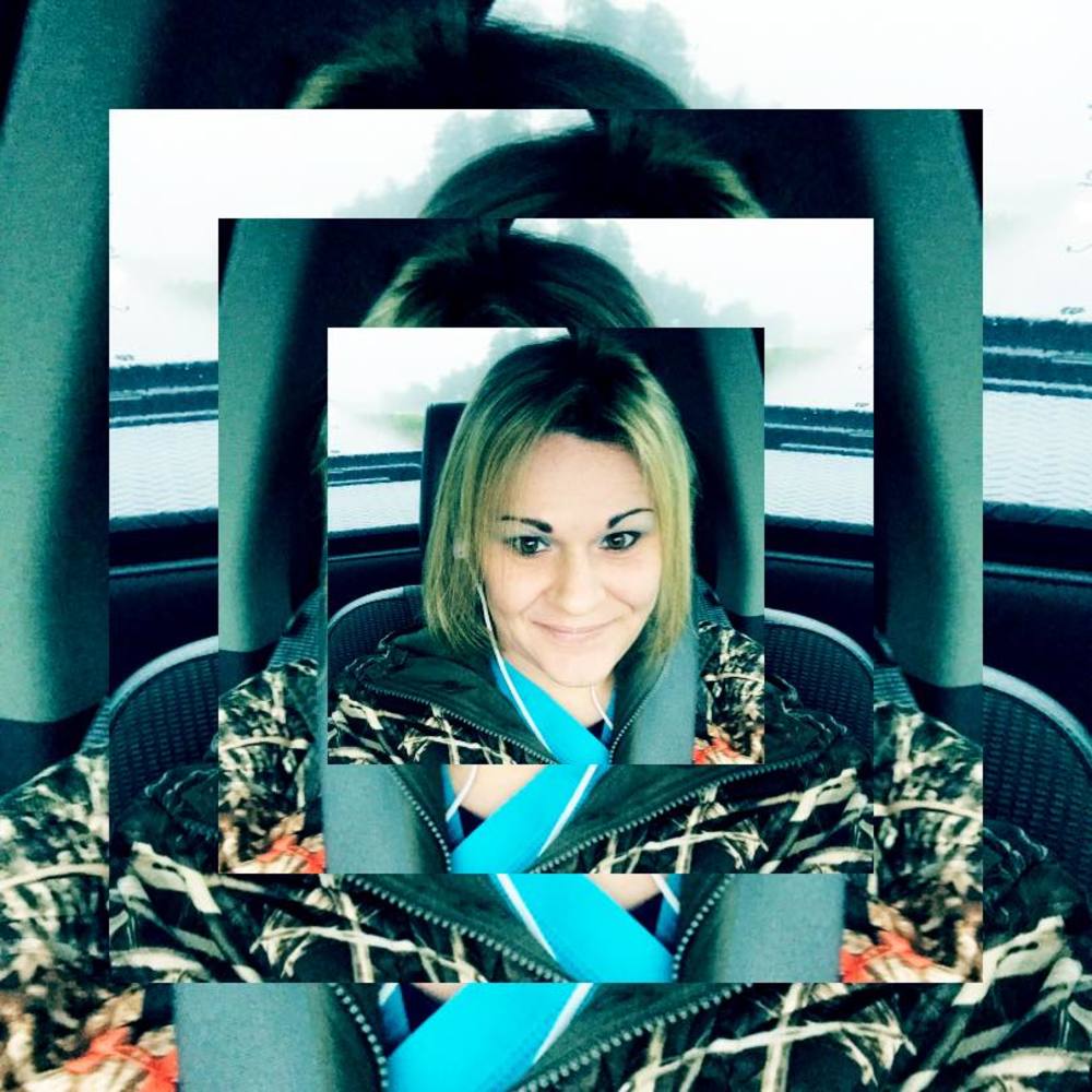 Meet your Posher, Shana