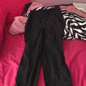Lululemon 7/8 cropped pants
