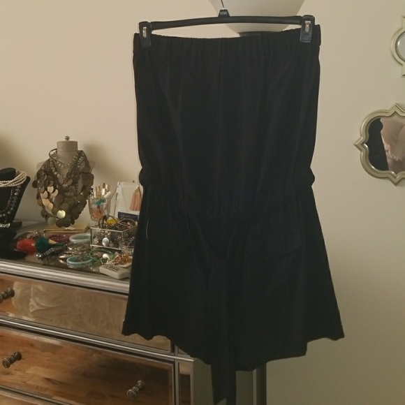Rachel Roy Casual Romper w/ belt - Picture 2 of 5