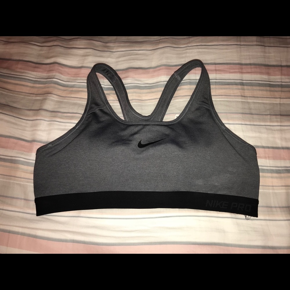 nike dri fit sports bra