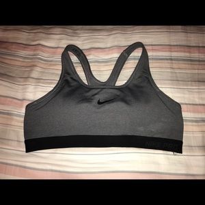 nike dri fit sports bra