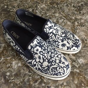 Shoes. Slip on canvas Chaps boat shoe