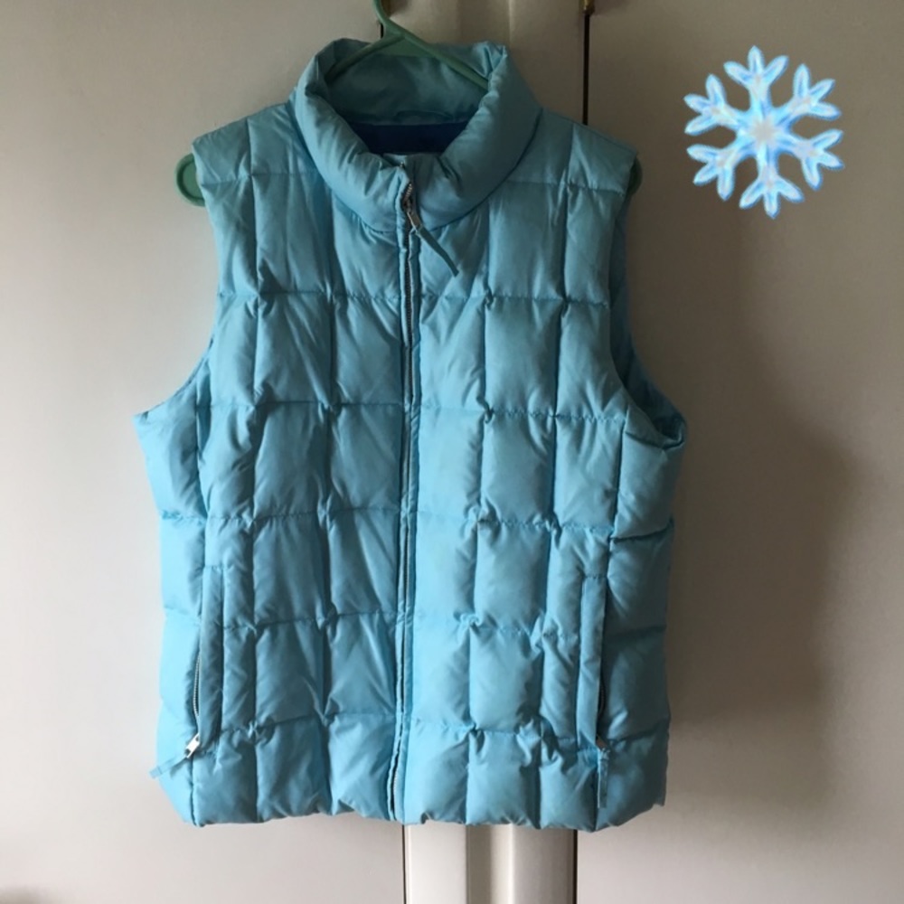 GAP Ice Blue Puffer Vest Women's