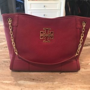 Tory Burch Britten tote. Used but in great shape. Tory Burch Britten tote. Used but in great shape.