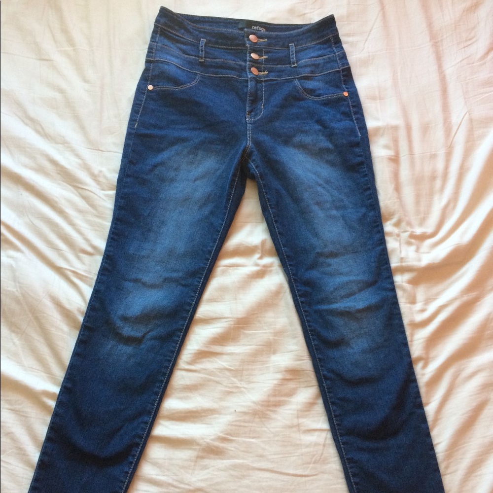 Refuge jeans. 10. Super skinny fit. High rise.