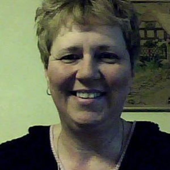 Meet your Posher, Denise - Picture 1 of 1