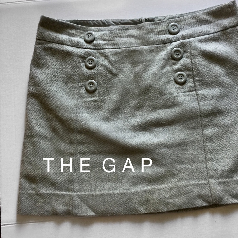 *✨Last Call! • GAP • Button Front • Mini • Sz 14